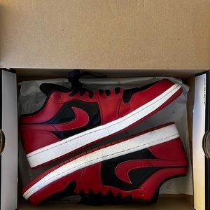 Air Jordan 1 Low Red/Black